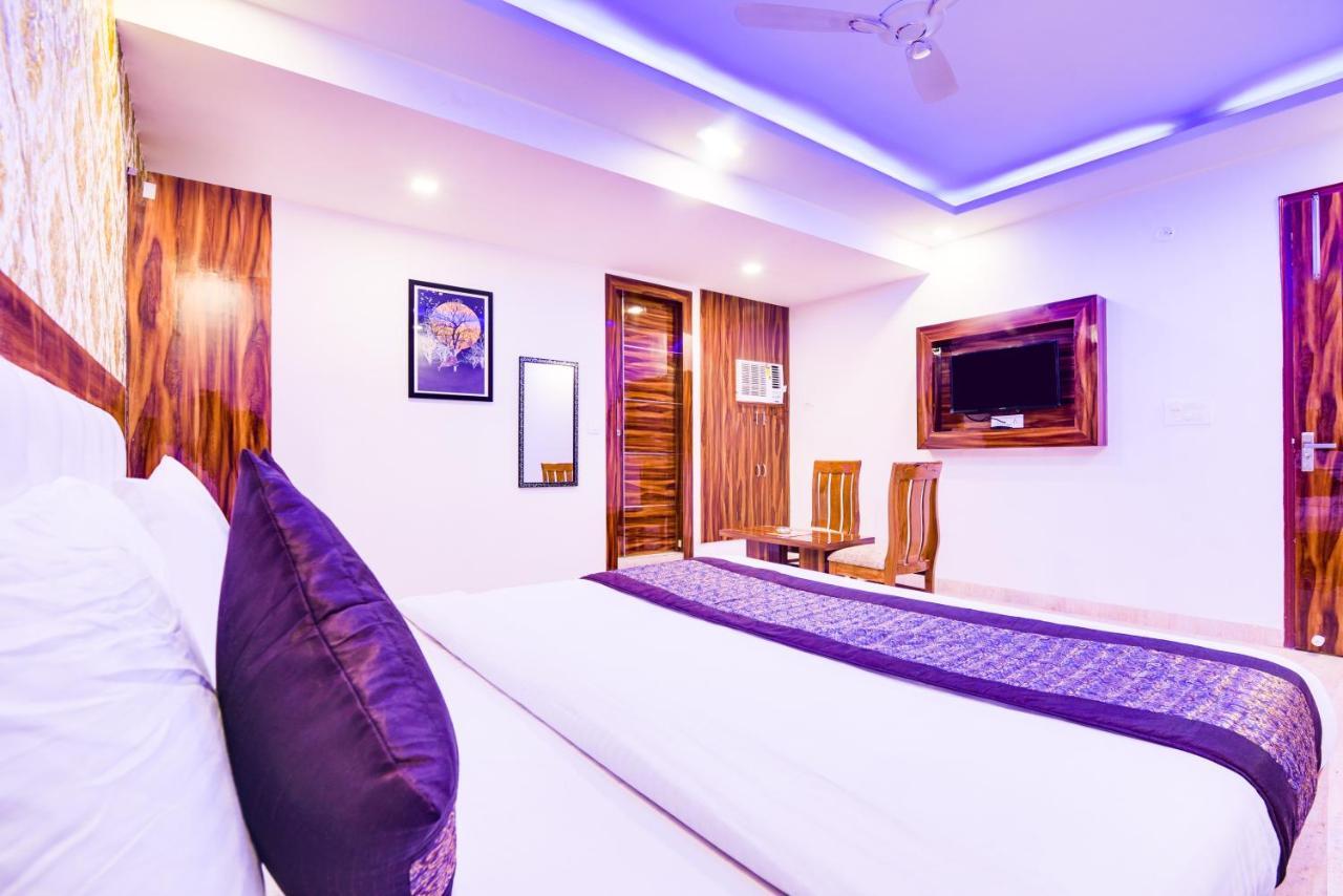 Hotel Fabulous - Delhi International Airport Yeni Delhi Dış mekan fotoğraf